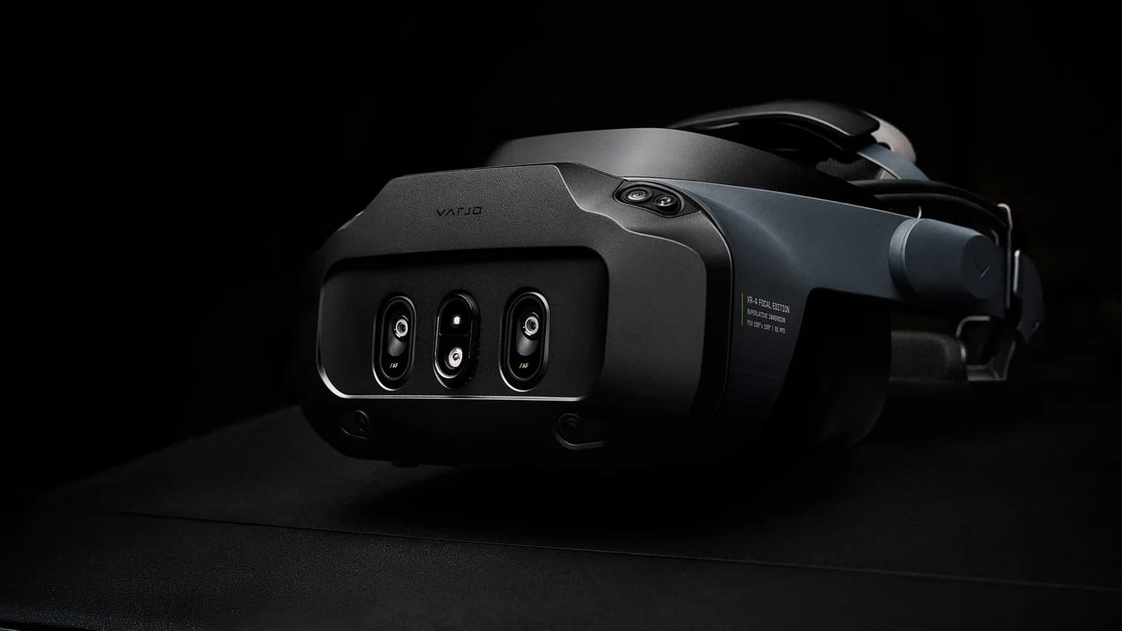 Varjo XR-4 VR headset product image